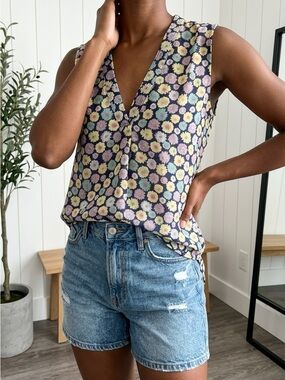 Lumiere Navy Floral V-Neck Sleeveless Camisole